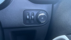 Vauxhall Crossland X 1.2T [130] SRi Nav 5dr [Start Stop] Auto Petrol Hatchback